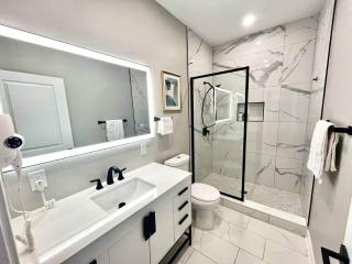 Beach Block 1 Bedroom with Parking 110-B2 - 3