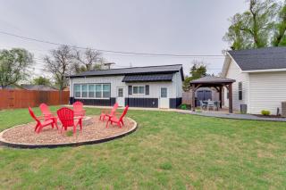 1 Mi to OU! Sleek Guest House w/ Gas Grill - 0