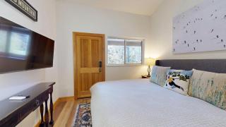 Bridgepoint Condo 16 - 8