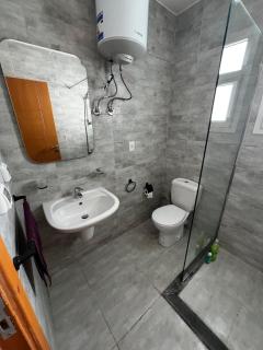 2 bedroom chalet in Mountain View Ras Al Hikma - 2