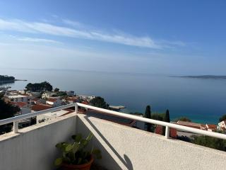 Spectacular sea views, garage, bike storage - 0