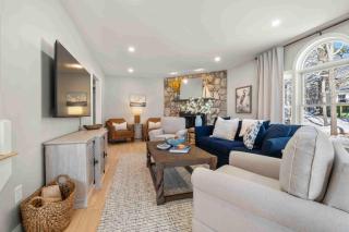 NEW Coastal Retreat w Ocean Views Rooftop Deck - 0