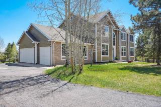Ridgemont Hall Grand Mountain Home w Peak Views - 4