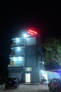Hotel Stay Leaf - 8