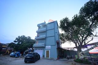 Hotel Stay Leaf - 2