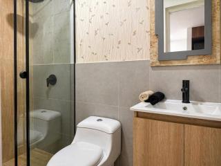 Elegant Apartment with Modern Design - 4