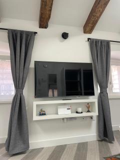 2ndHome 503 - 6