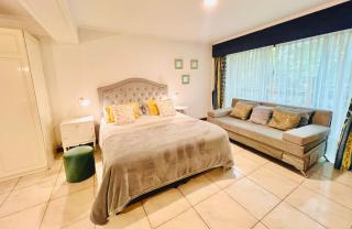 Paseo Aristides Suites -parking opcional- - 1