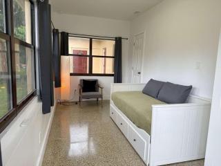 Cozy 3-Bedroom Miami Apartment - 3