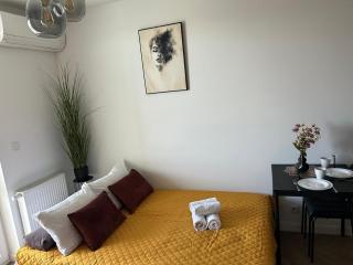 Gold Cubus Nest Apartment - 2