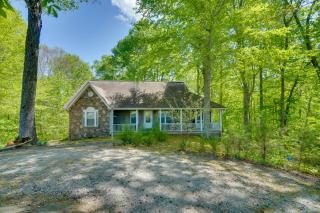 Bring Your Boat! 'All Decked Out' Byrdstown Home - 6