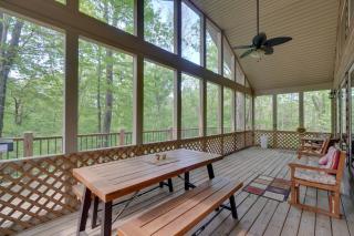 3 Mi to Marina on Dale Hollow Lake! Cabin Getaway - 0