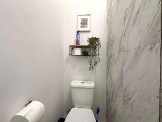 Bright 2 Bdr Unit Near Canal Beach & Wineries - 1
