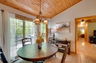 Dale Hollow Hideaway: Fire Pit, Deck, Boat Parking - 2