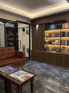 The PeraPort Hotel - 4