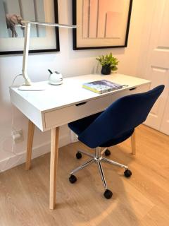 Cozy 2BR Retreat Near Lonsdale with Private Yard - 3
