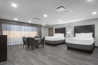 Best Western PLUS Port O'Call Hotel - 0