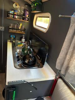 4 berth Boat house retreat in birstall, Leicester - 5