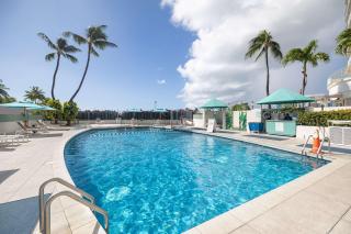 11FL Ilikai Studio with Lanai & Stunning Ocean Views - 9