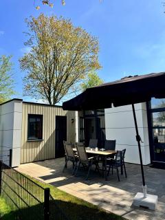 Bad Hoophuizen Chalet am Wasser für 6 Personen Nr Zuiderzee 21 - 0