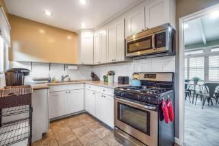 #B 1-level, 2Bd, 1Block to Beach, Esplanade, Shops - 1