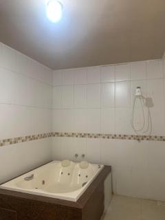 Casa Ampla com Piscina no Lago Sul Brasília até 9 pessoas Condomínio 24h - 8