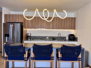 New Designer 2BR w Rooftop Pool, Gym, Stunning Views, 7 min Malecon & Beach - 5