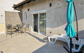 1 Bedroom Awesome Home In Zagreb - 3