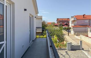 Cozy Apartment In Vir With Wifi - 2