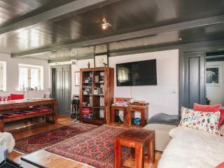 Home with Spa and Fireplace - 6