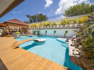 Luxury 6 Bedroom Villa in Sosua Beachfront Bliss Awaits - 2