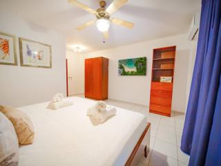 COZY 7BR Villa BIG POOL Close to beach - 8