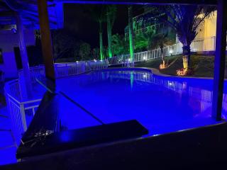 Flat com piscina - Itaipu - 1