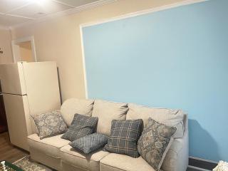 Furnished Guest Suite - 0