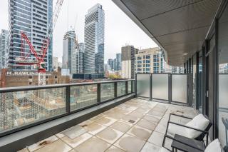 Comfortable Suite in Heart Downtown with 2 Beds - 2