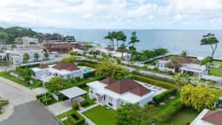 Luxury 2BR Villa in Ocean Village by Santa Fe - 8