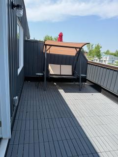 Spacious New 3BR Townhome Walking to Falls - 6
