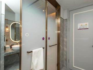 Mercure Xinyang East Railway Station - 2