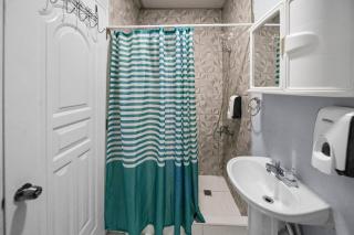 Cheap Hotel Room in Sosua Center - 2