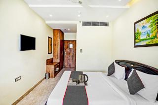 Super Townhouse Prakash continental Near Netaji Subhash Place Metro Station - 6