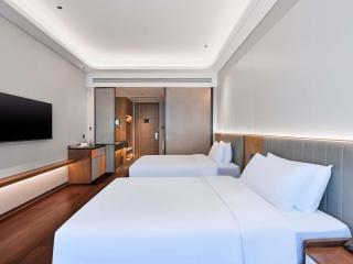 Novotel Jinan Airport - 1