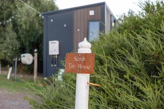 Scrub Tiny House by Tiny Away - 4