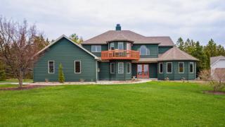 Cherry Hill- Charming Sister Bay Home, Backyard Oasis, HotTub - 6