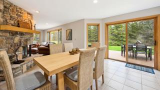 Charming Sister Bay Home Backyard Oasis & HotTub - 2