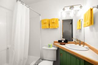 Jacobson's Cottages - 9
