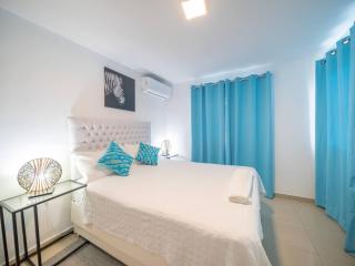 Cozy Central 3BR Apt Secure Comfortable - 7