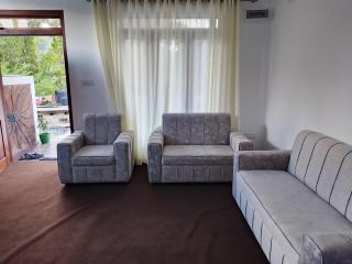Lush Home - 4