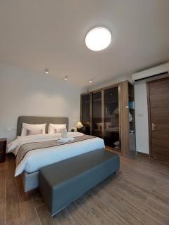 The Curator Villa at Forestcity - 9