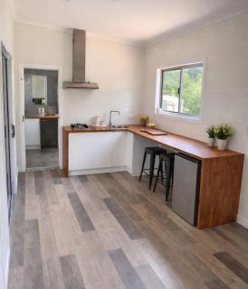 Iron Range Hideaway Eco Cabin - 5