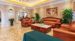 Vienna Hotel Guangxi Zhongshan Central Plaza West High-Speed Railway Station - 3